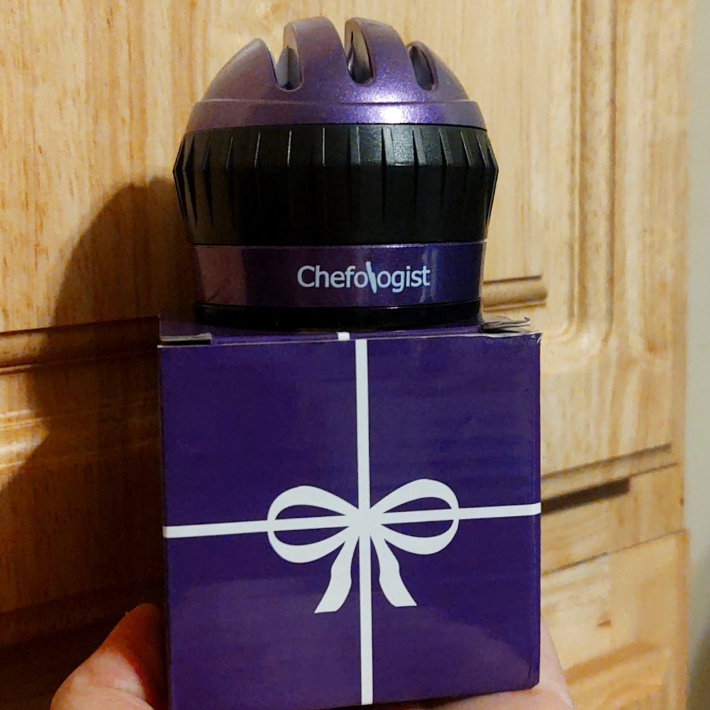 Chefologist knife sharpener